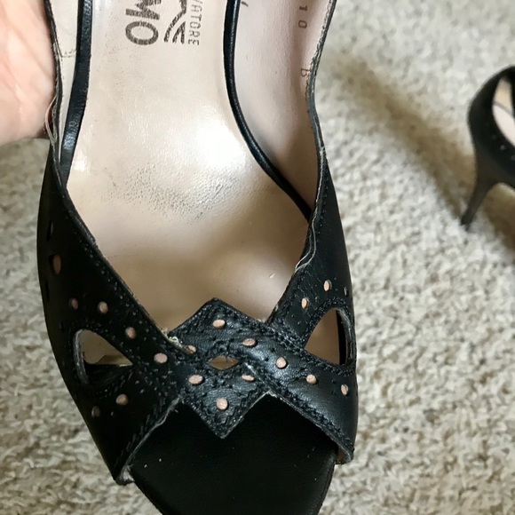 Ferragamo Black Peep Toe Heels - Size 10 - Picture 2 of 7